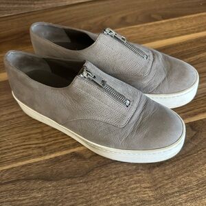 Vince women Tan Slip-On sneakers with Zipper